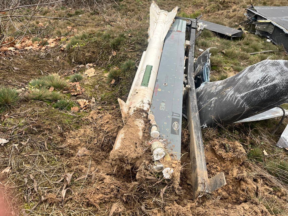 OSINTInsight_'s tweet photo. 😬Geran-2 strike drones have now launched R-60 air-to-air missiles for the first time.
Very bad news for Ukraine because they can now target helicopters and fighter jets in addition to deploying cluster submunitions and other explosives. 

#UkraineWar #Russia #Ukraine #drone https://t.co/k2cPL6AF3h