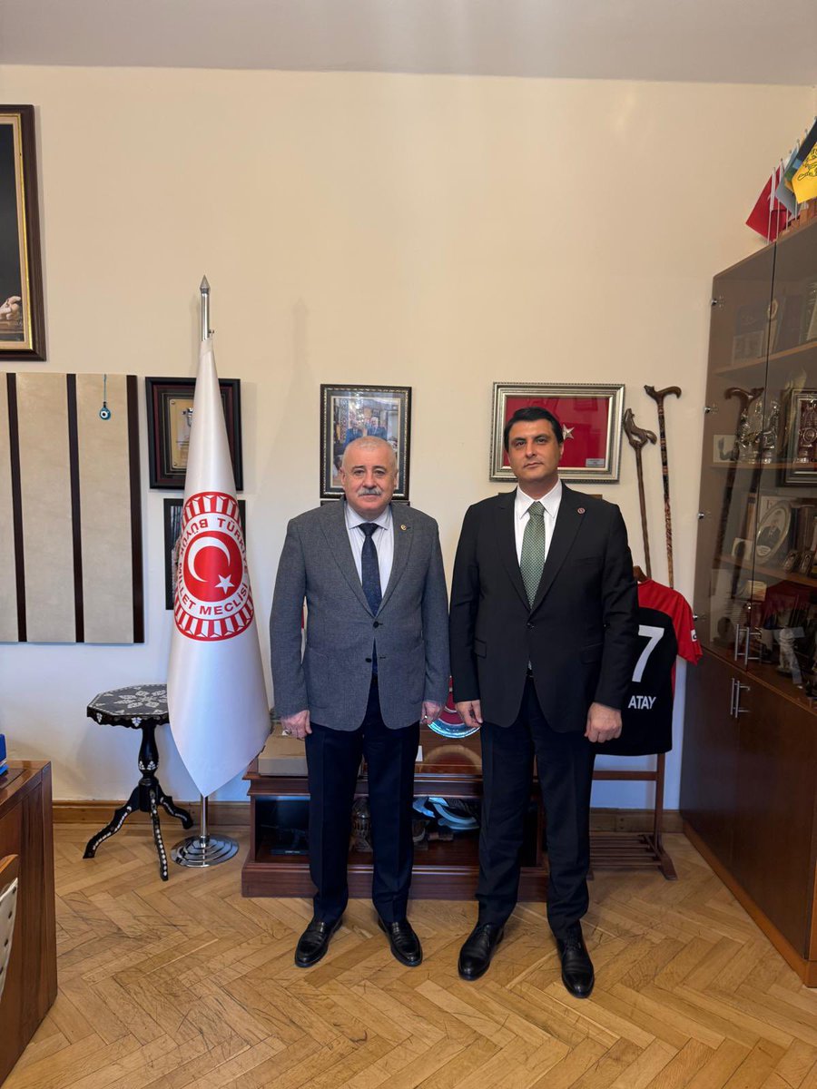 📍TBMM

Şehitkamil Belediye Başkanımız Sn. Umut YILMAZ ziyaretimize geldi, nazik ziyaretleri için teşekkür ederim.