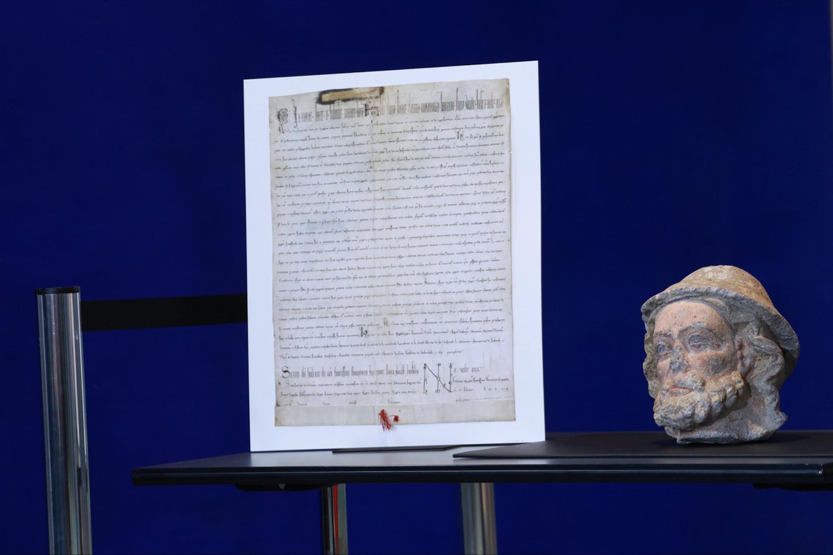 Po raz pierwszy od II wojny światowej Polska odzyskuje od Niemiec dobra kultury o tak ogromnym znaczeniu historycznym.

* fragment rzeźby głowy św. Jakuba Starszego
* 73 średniowieczne pergaminy.

Historyczny moment. #RobimyNieGadamy