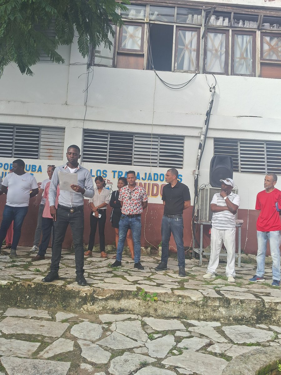 🇨🇺 #UNIDOSPORCUBA!! En saludo al Desembarco del Yate "GRANMA" Se desarrolla matutino general, dando a conocer el estado de cumplimiento de los objetivos de trabajo y proyecciones para la nueva etapa. 🇨🇺 VAMOSPORMÁS