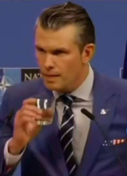 KwikWarren's tweet image. Who could’ve guessed that this depraved, unqualified, drunken MF would be the worst, most performative and most dangerous Secretary of Defense in US history?! #LockHimUp