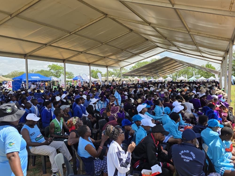 UNZimbabwe's tweet image. #Zimbabwe’s #HIVresponse is truly commendable! With 1.1M on ART &amp;amp; an 80% decline in new infections since 2010, the nation achieved 95-95-95 targets by 2024. A testament to unwavering commitment underlines @EtonaEkole on #WAD2025