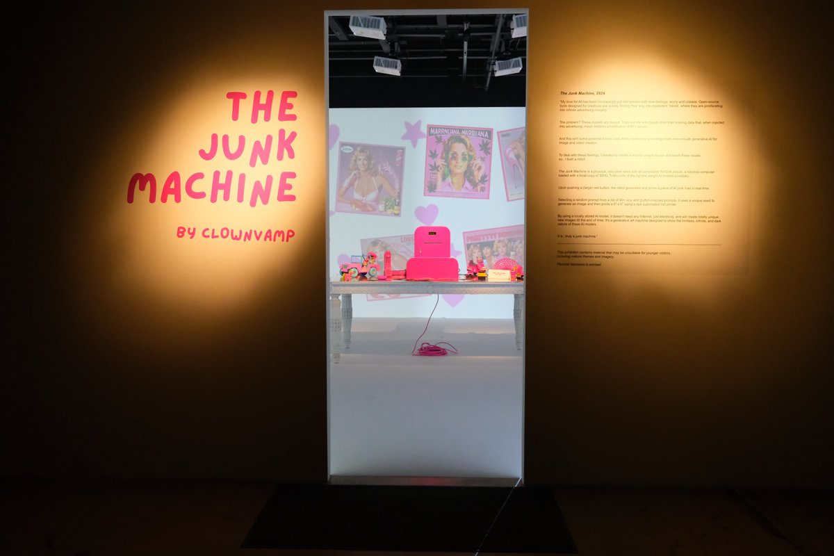 Coming to Art Basel Miami? 🌞

It's also your final chance to see THE JUNK MACHINE 😍 

The exhibit at MAD Arts museum, the final on tour, closes Sunday Dec 7th. Details below 🤖