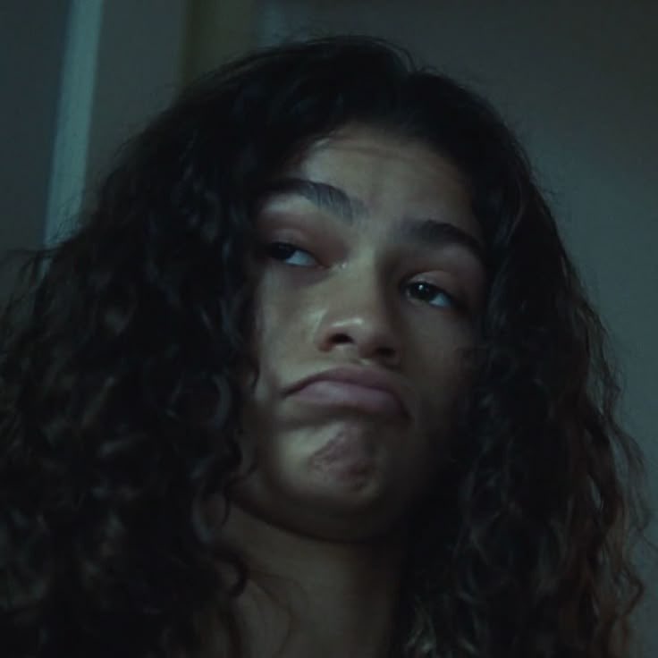 mi cara cuando pienso en cuántas personas me odian porque nunca escucharon mi versión de la historia.