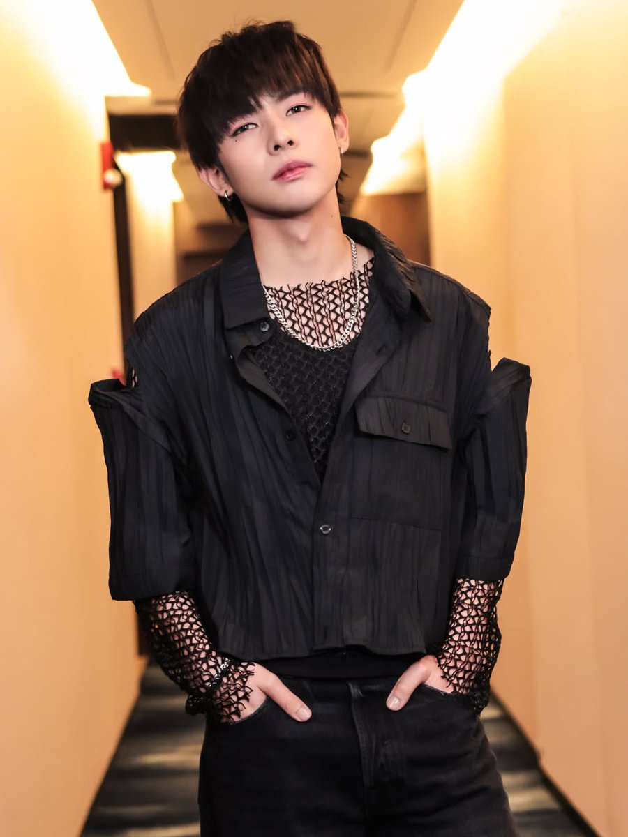 “Pulled up last week to Aurora Music Festival Cebu in these fits 🤘”

© SB19 Official IG

<a href="/SB19Official/">SB19 Official</a> #SB19
<a href="/justintdedios/">justin</a> #SB19_JUSTIN