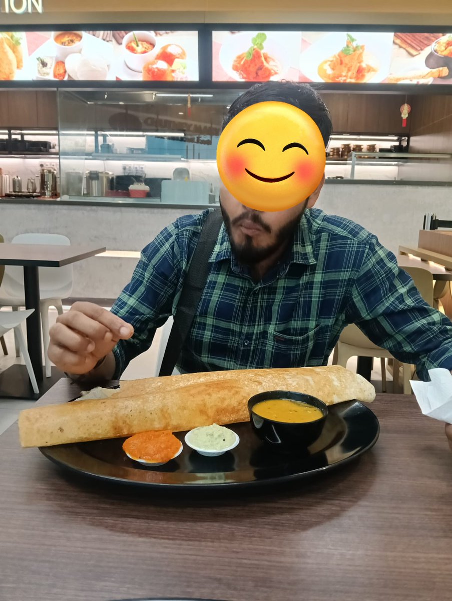 TheSyedBaba's tweet photo. सफ़र में मुश्किलें आएं तो जुर्रत और बढ़ती है
कोई जब रास्ता रोके तो हिम्मत और बढ़ती है।

#SyedBaba https://t.co/bP6Y7z8MMN