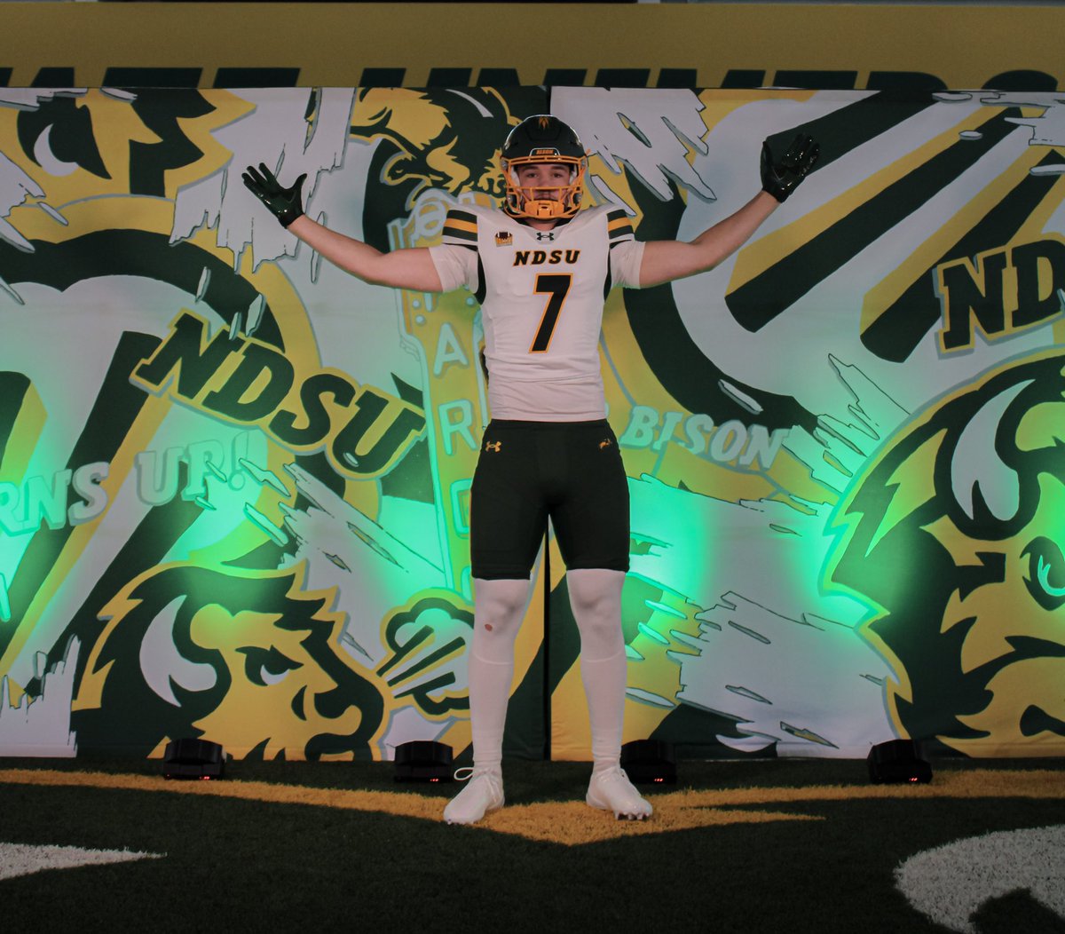 I will be signing my letter of intent December 3rd at 3pm at Holy Angels in the parlor!! All are welcome! 
🦬🦬
<a href="/AHA_Football/">Holy Angels Football</a> <a href="/NDSUfootball/">NDSU Football</a>