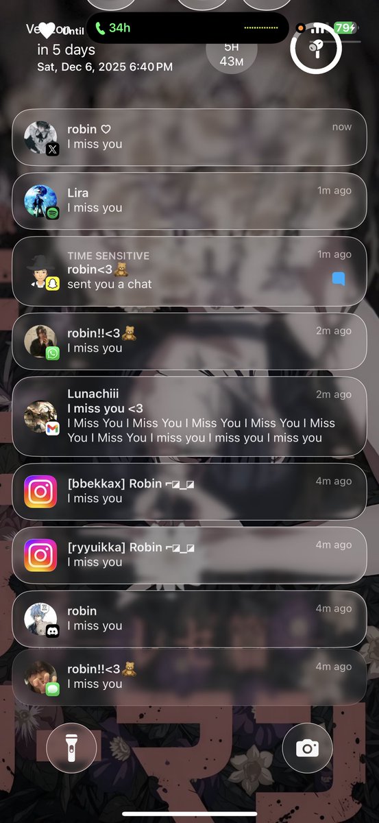 guys my boyfriend loves me!