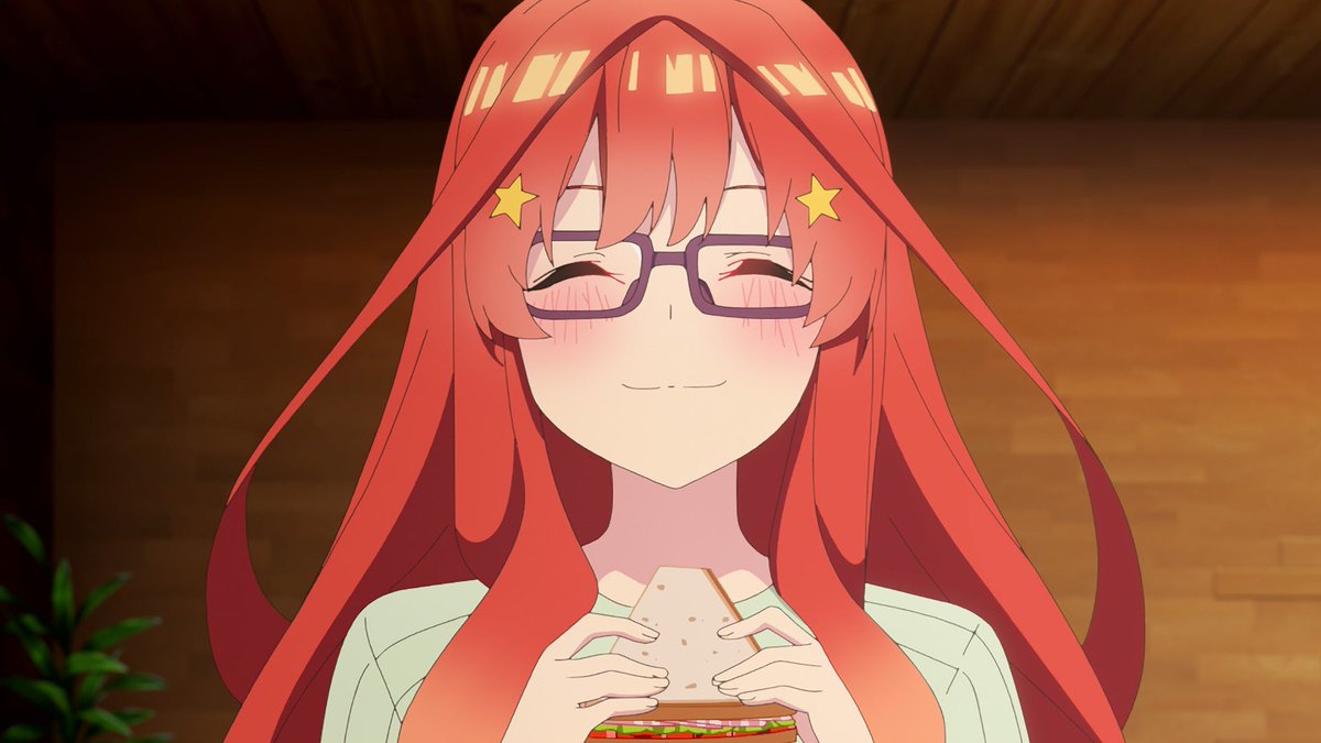 ❤️Happy birthday 12/2❤️
本日12月2日は、朝は親子丼派の中野五月役、#水瀬いのり さんのお誕生日です！

水瀬さん、お誕生日おめでとうございます♪

#五等分の花嫁