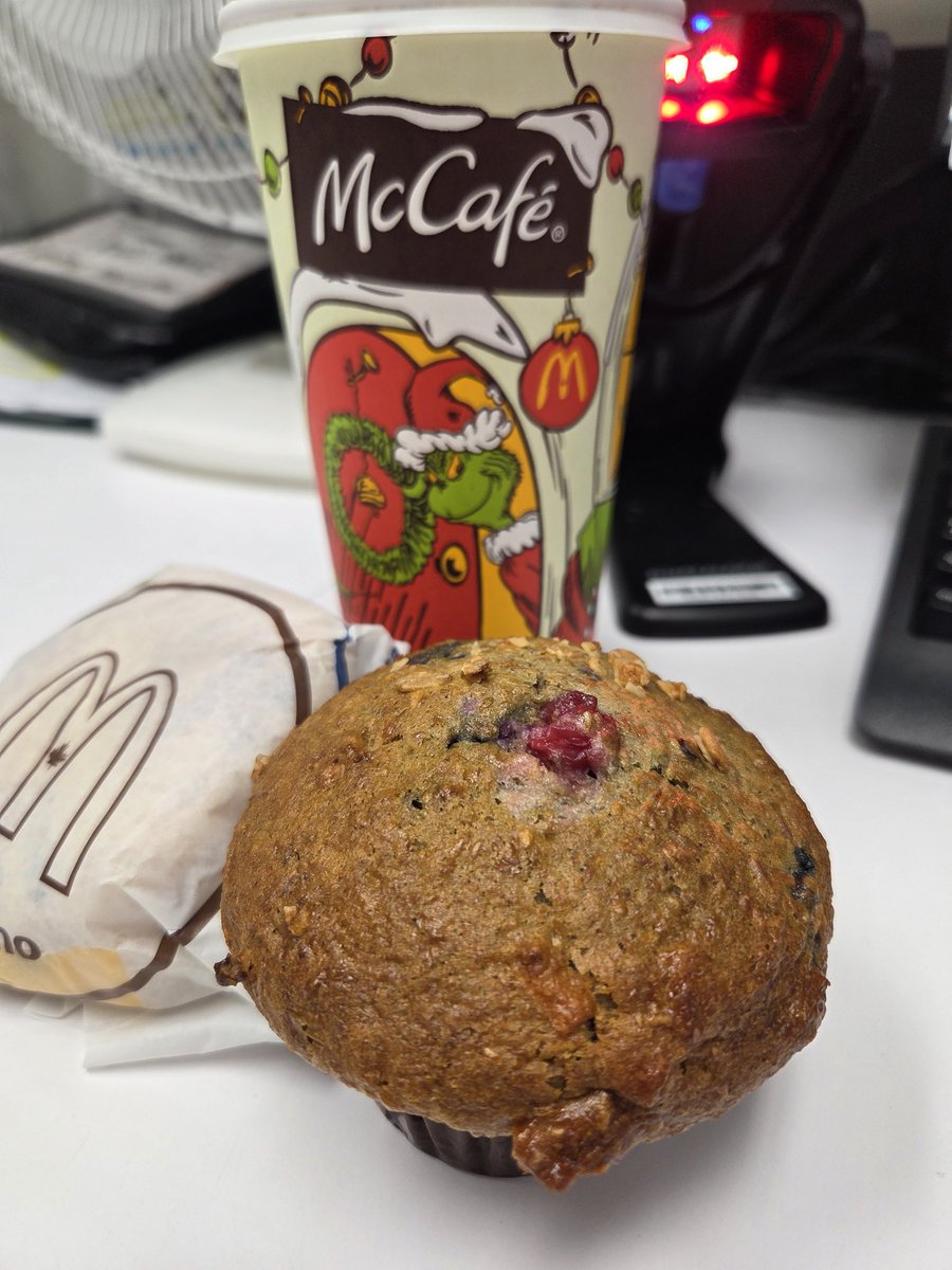 🐈‍⬛ KitKatBoooo 💜 tweet media