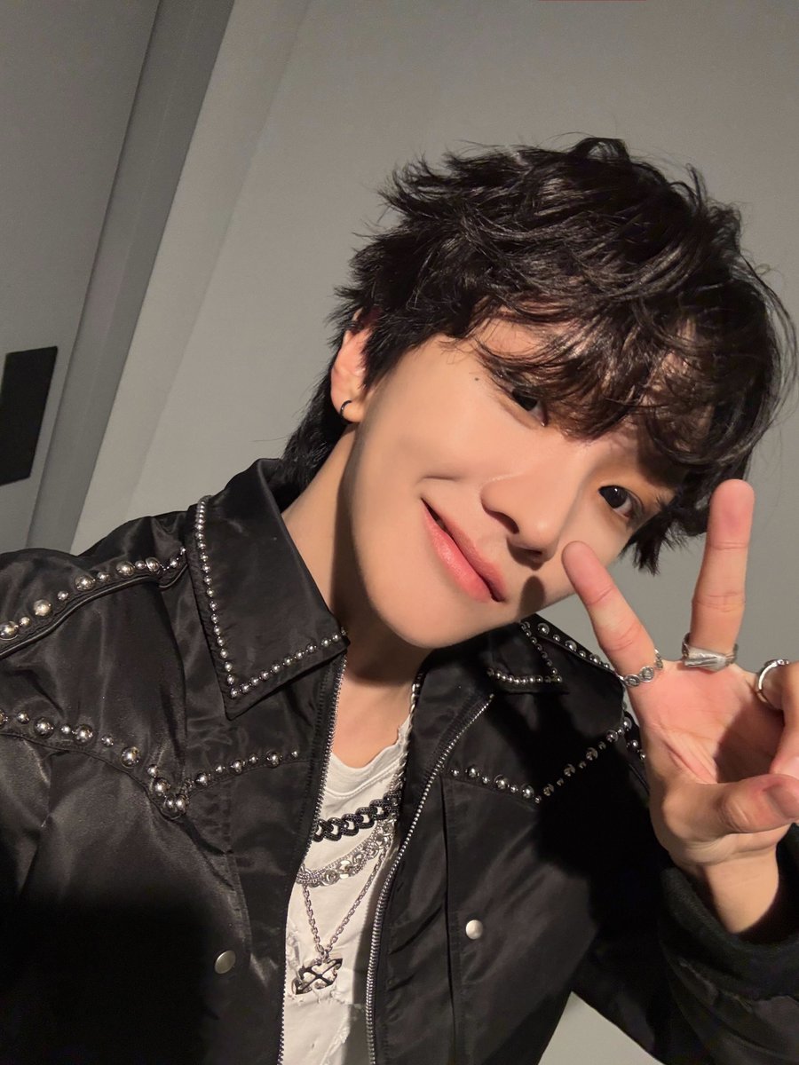 timetoBND's tweet image. 241202
운학 위버스 포스트

📎 weverse.io/boynextdoor/ar…

#BOYNEXTDOOR #보이넥스트도어 #BND #운학 #WOONHAK