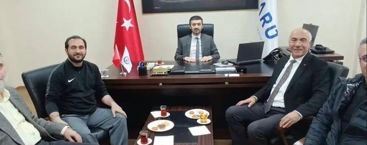 bartinsbf's tweet photo. Ziyarette fakültemizin vizyonu, faaliyetleri, bölgesel ve ulusal düzeyde gerçekleşen katkılar, öğrenci başarıları ve yürütülen projelere ilişkin kapsamlı bilgiler paylaşılarak Fakülte Dekanı Prof. Dr. Şuayip Yüzbaşı ile önemli bir röportaj gerçekleştirilmiştir. https://t.co/f2jpsi2JLw