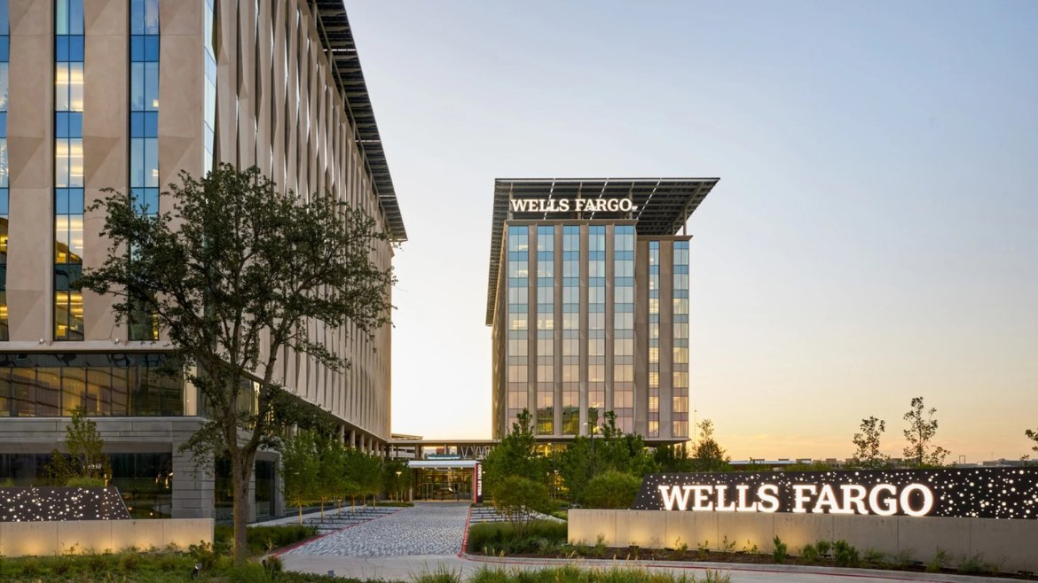 Wells Fargo’s new campus in Irving, Texas, is a major step forward in #sustainability. 

The campus isn’t just pursuing #LEED Platinum certification: it is net-positive, generating more energy than it consumes. - <a href="/CorganInc/">Corgan</a> 

buildingenclosureonline.com/articles/94353…

#design