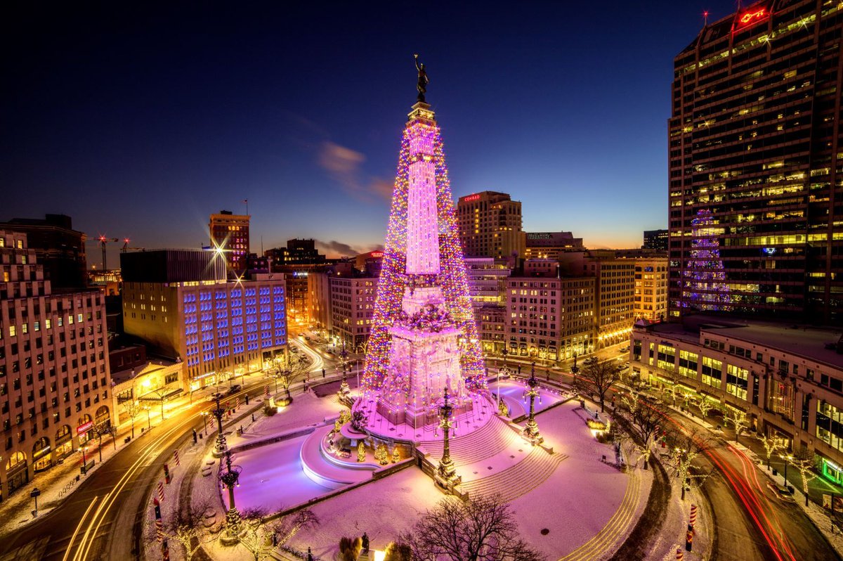 Happy National Christmas Lights Day CityWay!🎄 Did you get to see the annual tree lighting on Monument Circle? If you missed it no worries, the tree will be lit all holiday season for you to take a 10 minute stroll to view the stunning lights! #TheCityWay...