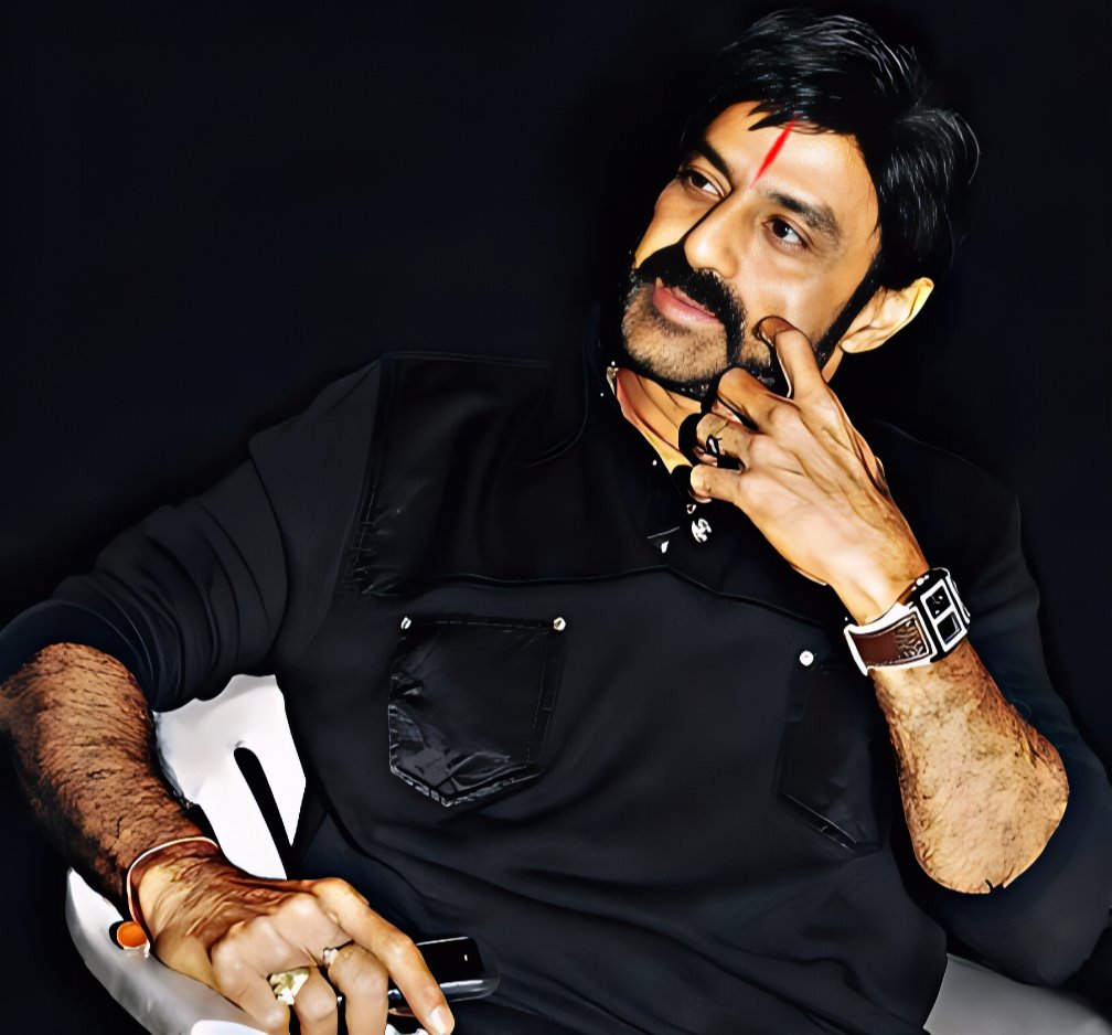 SujithChow86785's tweet image. Simham mounam ga undhani chulakana cheyyaku.Adhi Panja visirite, Box Office baddalu avuthundi!🦁 @Guruji_Cult999 @Maharaaj_NBK