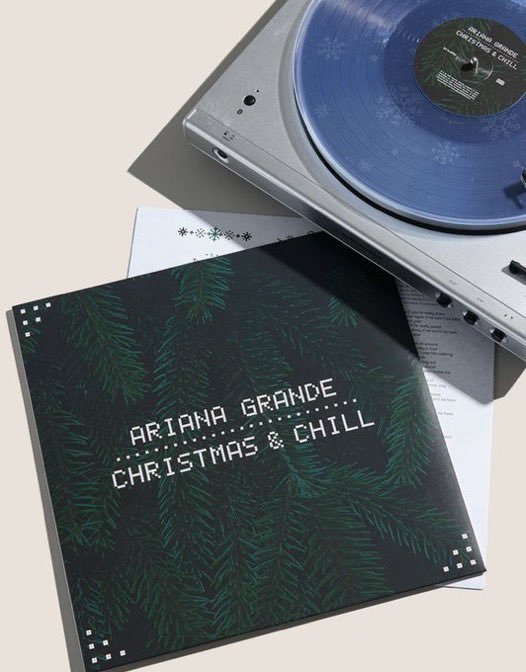 Ariana World HQ ☀️ tweet media