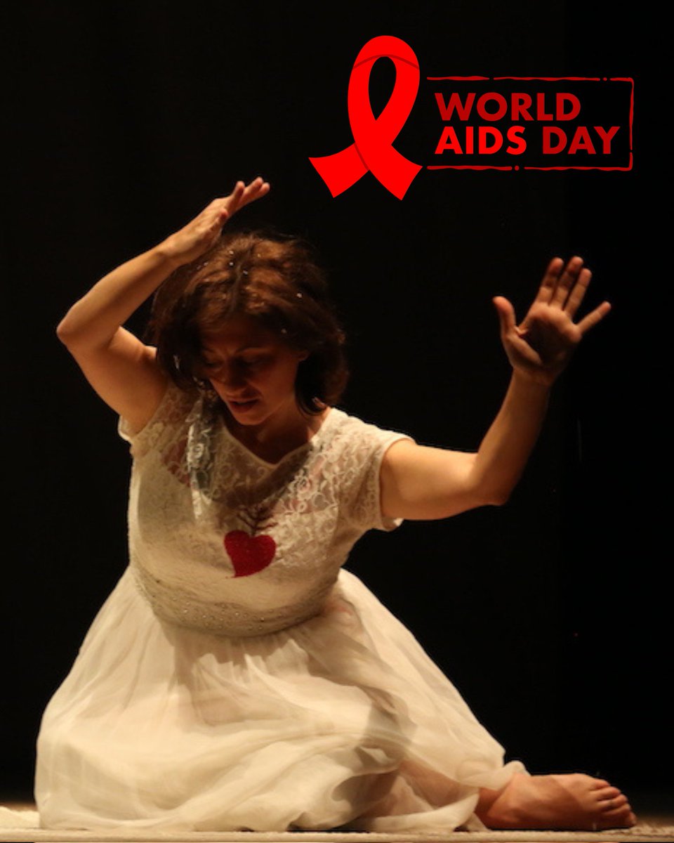 Attraverso il corpo, il gesto e lo spazio raccontiamo storie che non si vedono, ma che restano nella memoria. Oggi, nella 𝗚𝗶𝗼𝗿𝗻𝗮𝘁𝗮 𝗠𝗼𝗻𝗱𝗶𝗮𝗹𝗲 𝗰𝗼𝗻𝘁𝗿𝗼 𝗹'𝗔𝗜𝗗𝗦, celebriamo la resistenza, la dignità e la voce di chi affronta stigma e discriminazione.