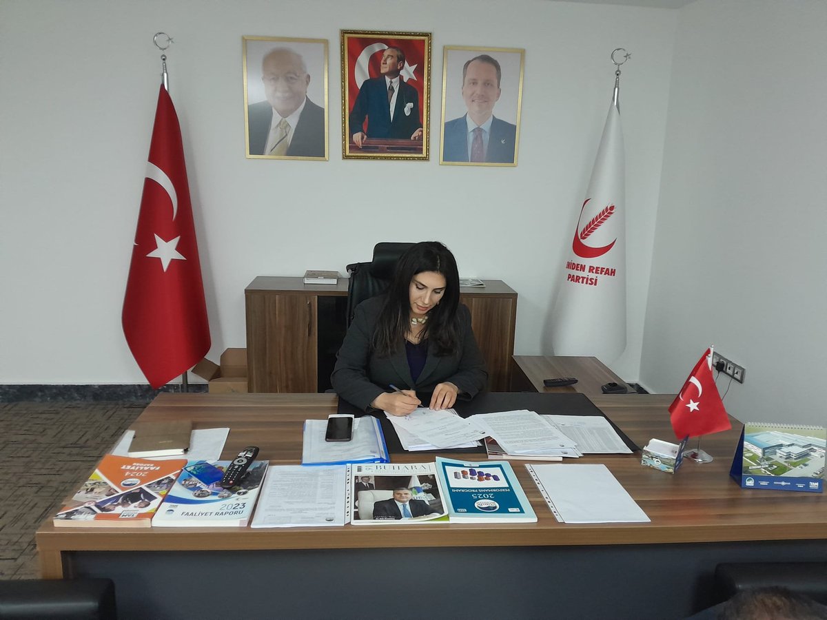 sirin_sirine06's tweet image. “Yeniden Refah’ın masasında algı değil, milletin hakkı ve hesabı vardır.”
#ankara 
#çubuk 
#çubukbelediyesi
#yenidenrefah