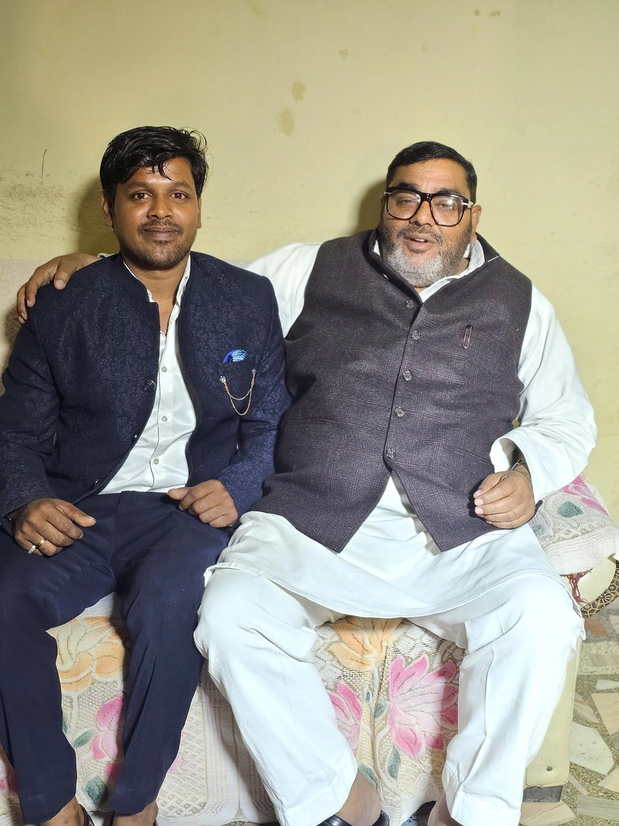 AltafAnsari356's tweet image. पुराने कोपा हरेन्द्र मौर्या के भाई की शादी में!
@samajwadiparty @yadavakhilesh