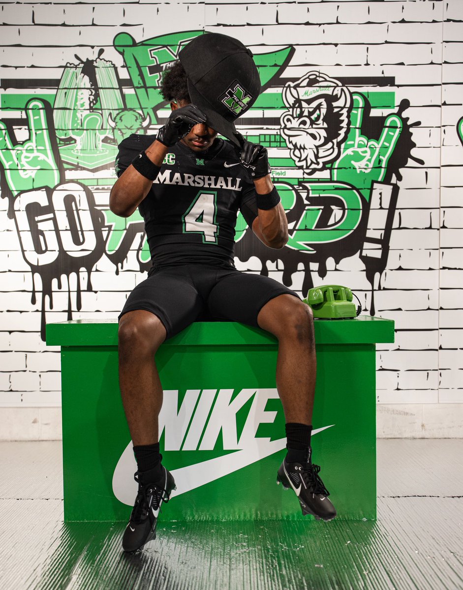 ALL GLORY TO GOD!!!

I will be signing on December 3rd in the Gallagher gym at St. john’s College High School at 9:00 A.M!  Everyone is welcomed! Go herd 🦬💚 #LLTB #AGTG 

- Forever thankful ❤️