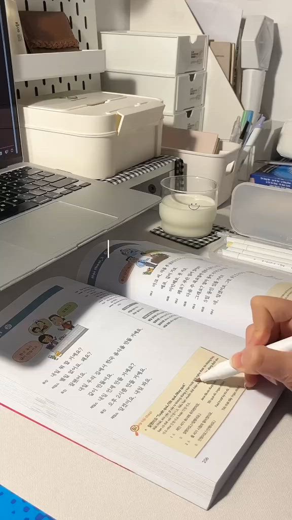 genius_essays1's tweet image. Hello.
We can help you complete your essay/assignment/homework/online class/any academic task at a small fee. 
Kindly Dm/Email for quality, reliable and legit services.
We are available!!!!
24/7