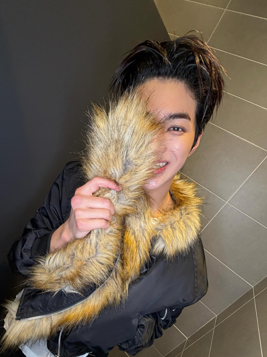 keonho pics tweet media