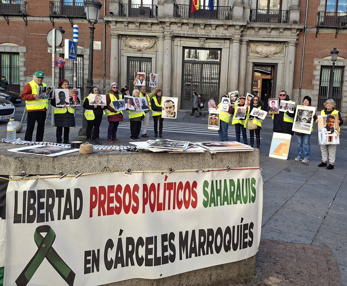 <a href="/jmalbares/">José Manuel Albares</a> se reúne con su homóloga palestina y dice que #España está comprometida con la solución de dos Estados, lo que no hace con el #SáharaOccidental donde respalda al ocupante-represor marroquí. Ante <a href="/MAECgob/">Ministerio de Asuntos Exteriores, UE y Cooperación</a> por los #DDHH y la libertad de los presos politicos saharauis