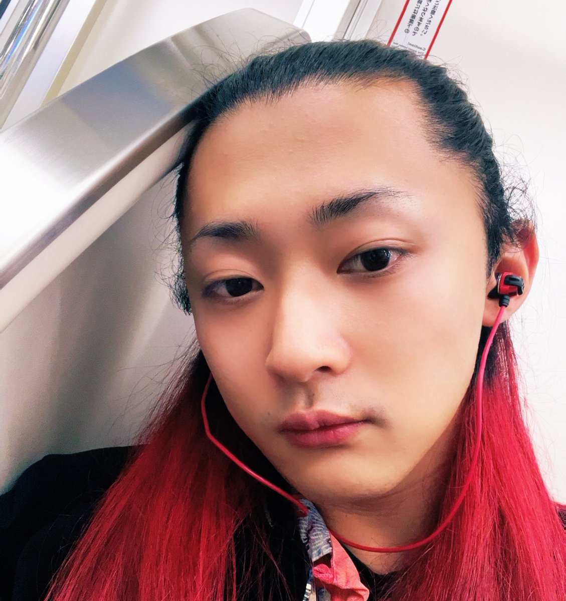 ryu_ryzero's tweet image. お誕生日なのでおめでとう言ってくだせえ