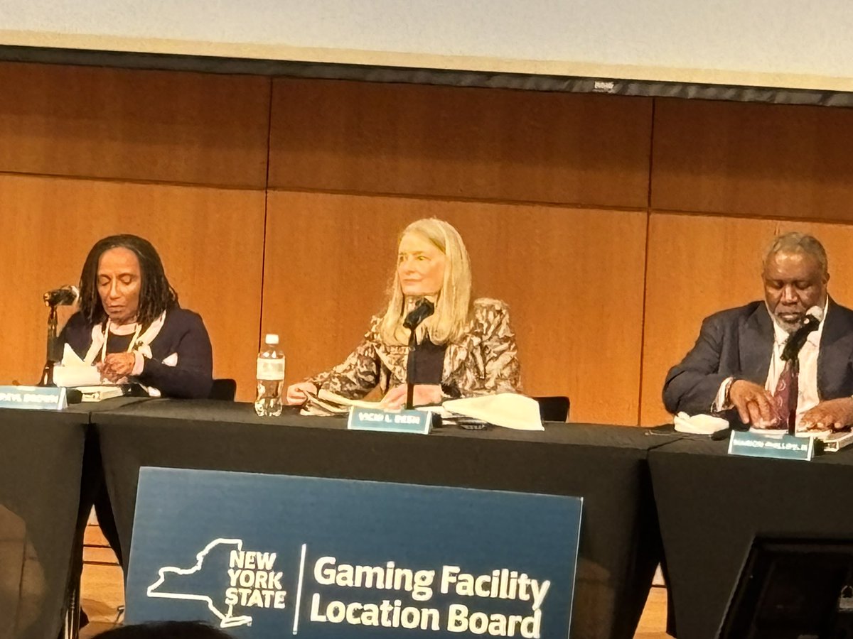 andrewsiff4NY's tweet image. NEW: @NYSGamingComm Locstion Board approves sites for @BallysGolfFP plus @HardRockBet plus @ResortsWorldNYC all to get casino licenses. Full Gaming Board will vote on that licenses later this month. #NBC4NY