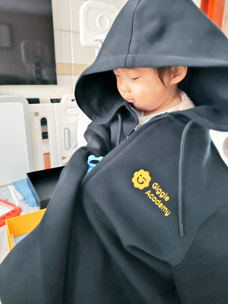 KEYVAN☀️Giggle Hero tweet media