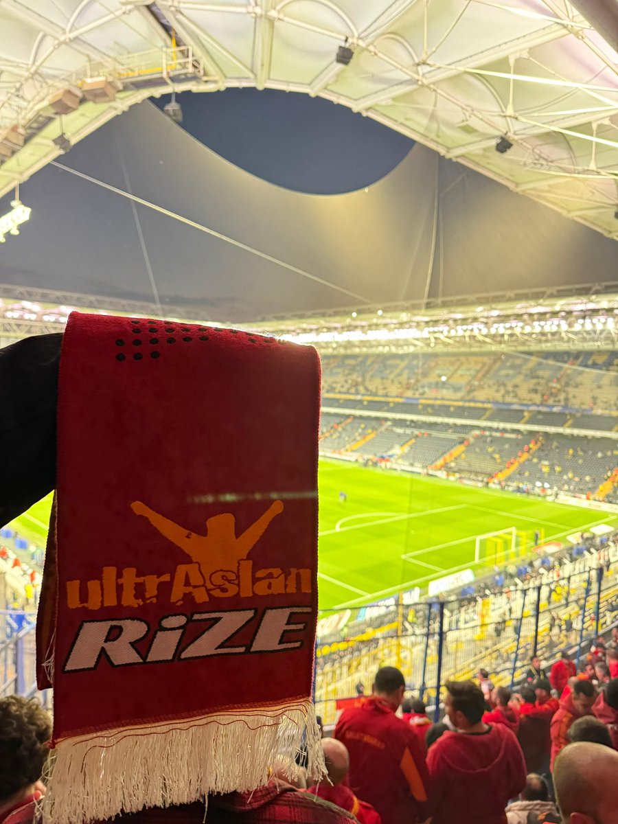 ultrAslanRize's tweet photo. Takımımızın Kadıköy’de Yanındayız!
#uAYurtiçi
#uARize https://t.co/rMnNVrhTf7