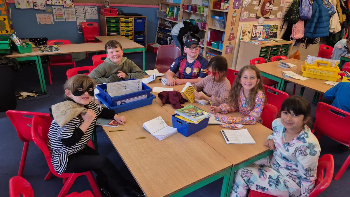 Kent_cc's tweet image. 1 in 14 children live with Developmental Language Disorder (DLD) – but it often goes unseen 💜💛

See how schools across Kent celebrated DLD Awareness Day with creativity and inclusivity here 👉 loom.ly/hM2_2EI
#DLDday