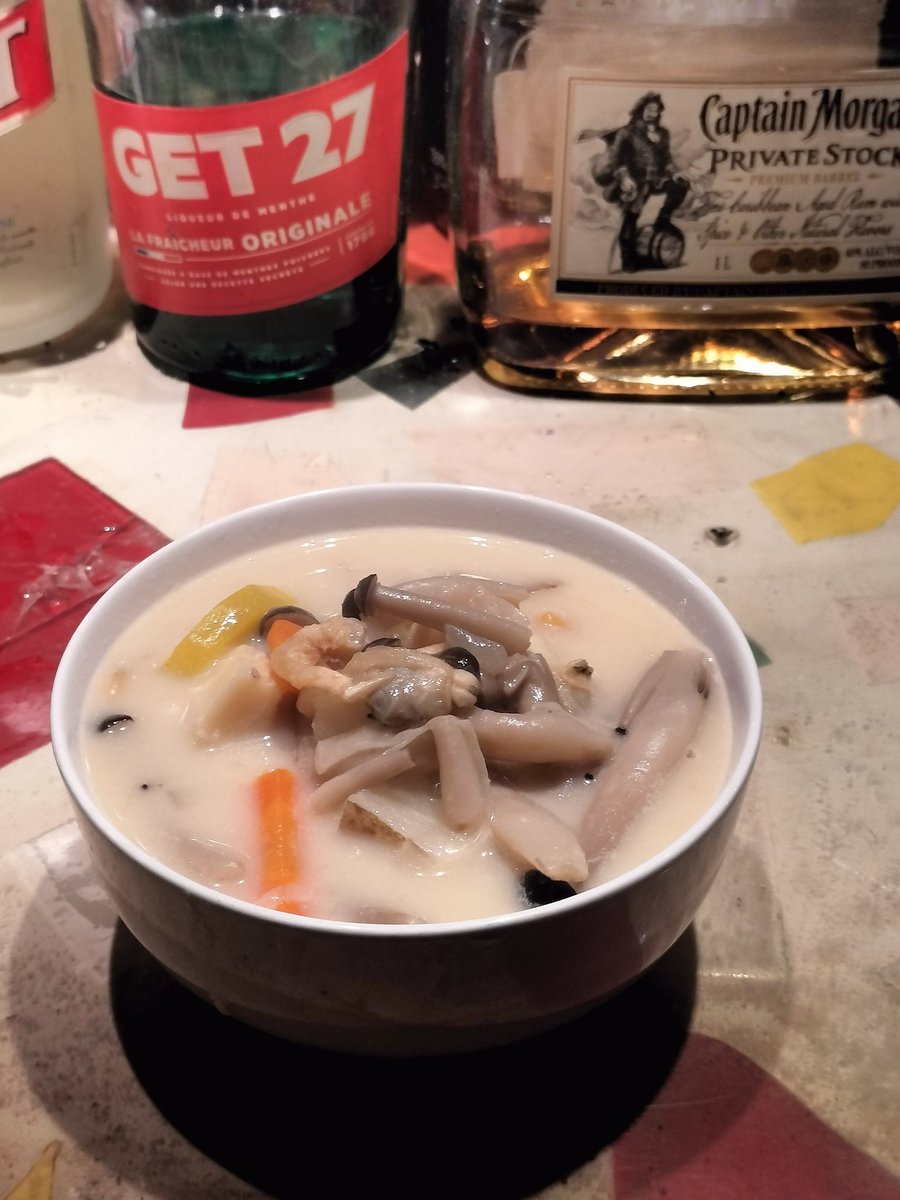 クラムチャウダー鬼美味かったー