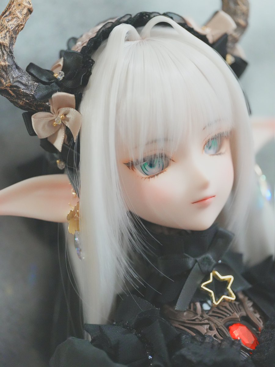 会場をウロウロしてて見つけたエトワールの砂糖菓子さんで購入した角カチューシャ。
悩んだ挙句リボン付きのものに😉
#ドルパ54
#エトワールの砂糖菓子