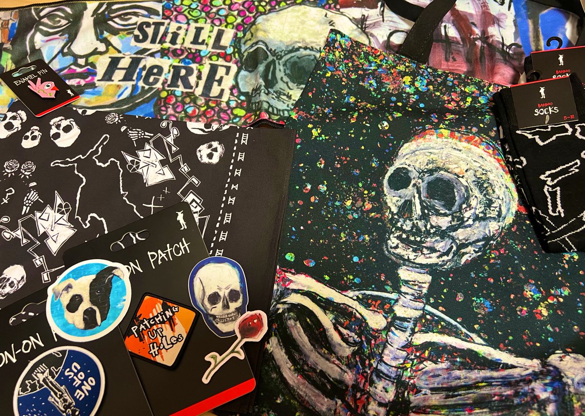 c__m_i_r_d's tweet image. これ全部使う！最高！💀☠️🏴‍☠️明日デニムの着物届く〜楽しみすぎる😆インク飛ばしたい🫟