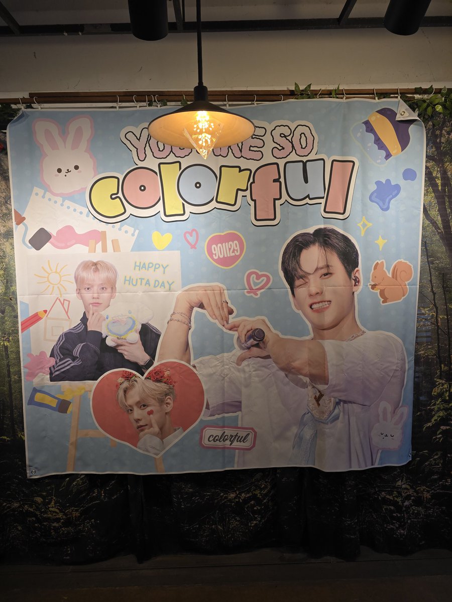 SiA_HUTA's tweet photo. 4. 카페 크레오
작년에 이어 올해도 방문한 크레오
올때마다 사장님이 너무 친절하세요~^^
포근한 분위기에 미녁옵으로 꾸며진 공간
커피한잔 하면서 지친몸을 잠시나마
힐링했습니다.
올해도 생카 오픈해주셔서 감사합니다♡
#민혁의_모든_color https://t.co/IUByQP2ju6