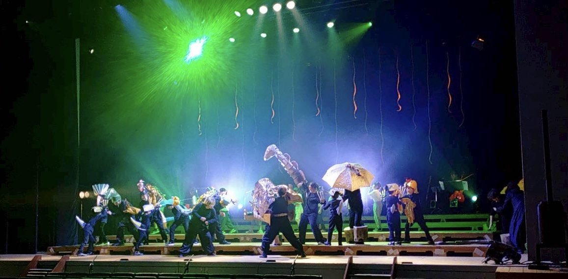 Rangers0426's tweet photo. ベルディーホール演劇セミナー発表公演
『恐竜の星』
終演いたしました。
本当にお疲れ様でした！
今回は皆さんと沢山お話して
一緒にアクションシーンが作れ
とても楽しかった！！
本当にありがとうございました！
演劇の輪がもっと広がりますように。
また、アクションやりましょっ！！💪
#多可町 https://t.co/pqbEnjAuEE