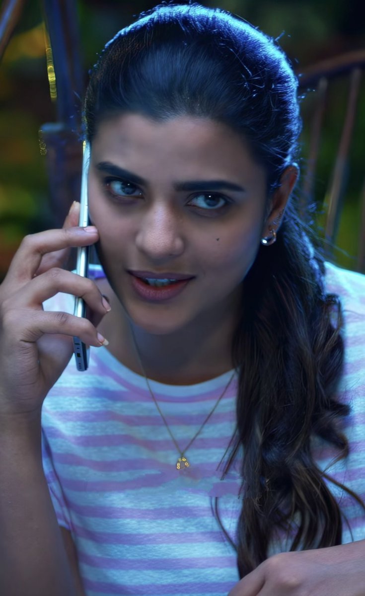 Dai potta naaye innaiku night ne veetuku varatha da eanna okka ean college friends eallam varanka eanna thokki pottu okka nalla   enjoy panna poranka atha ne pakatha da potta naaye nu solra Amala Paul thiruttu thevidiya munda