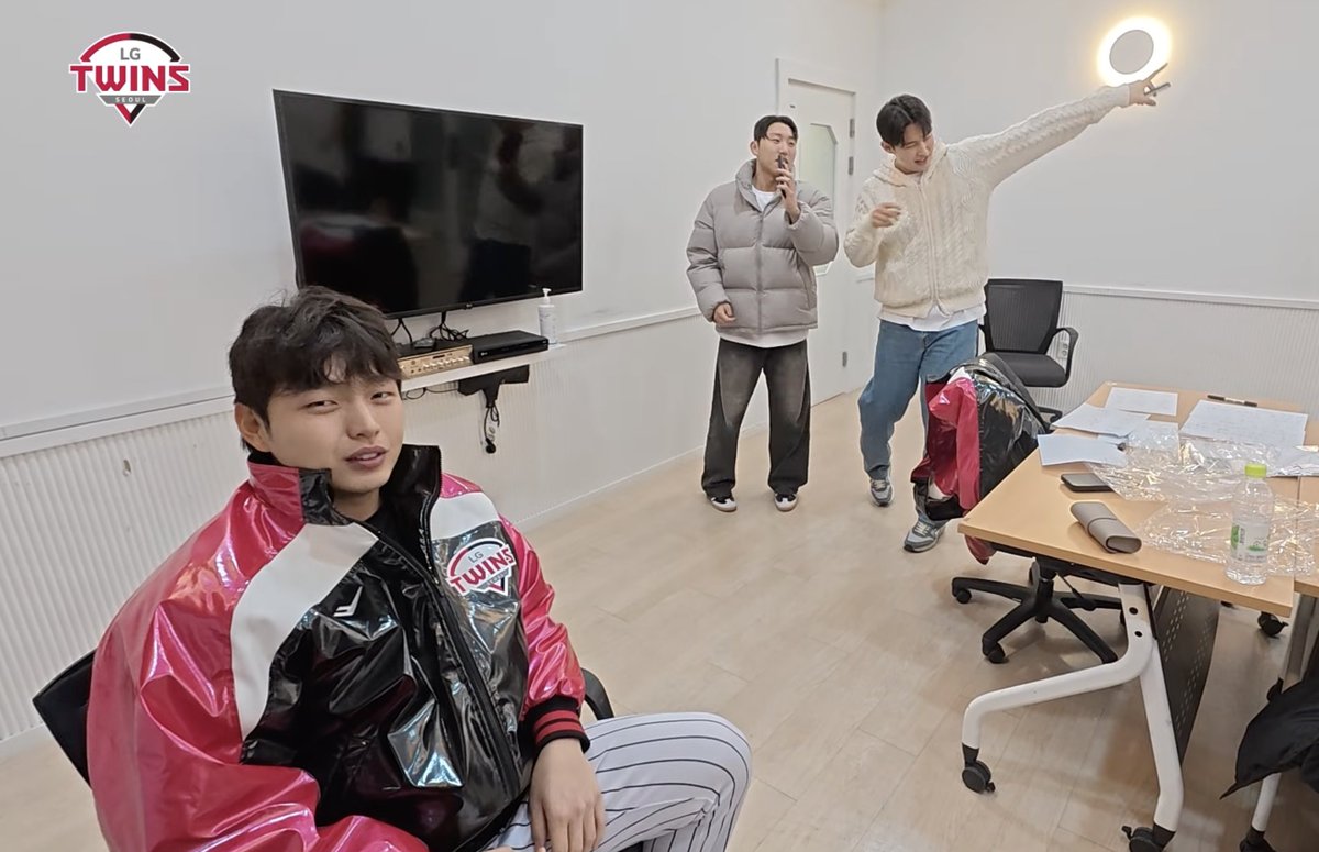 살면서 처음보는 구도