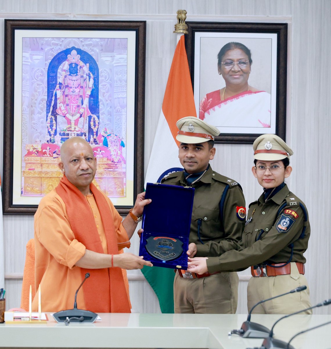 BAJRANG PRASAD IPS 🇮🇳 tweet media