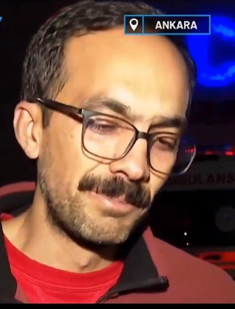 BulutGulcuN's tweet image. Bu babaların çocuklarını köpekler parçaladı, bu babalar ağlatıldı. Resmi makamlar bir kediye eziyet edildiğinde açıklama yapma yarışına giriyor, bu babalara herhangi bir resmi yetkili ‘can evlatlarımız için, Allah’ın masum kulu çocuklarımız için tedbir almadık, bunlar yaşandı,…