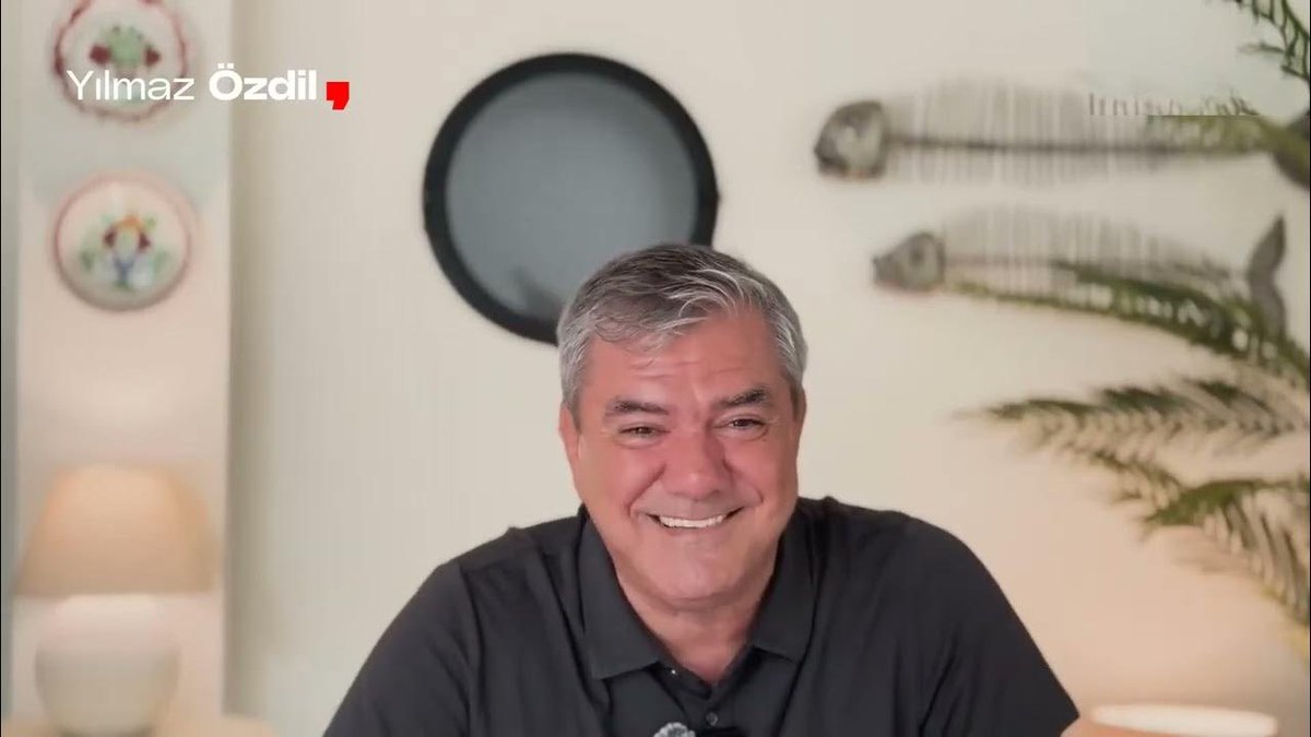 Sözcü TV’nin başına Yılmaz Özdil geçti ve İBB dosyasındaki yalanları ortaya çıkaran 15 gazeteci işten çıkarıldı.

Belli ki CHP’ye yönelik algı operasyonu artık Sözcü TV üzerinden yürütülecek.

İzleme, izlettirme