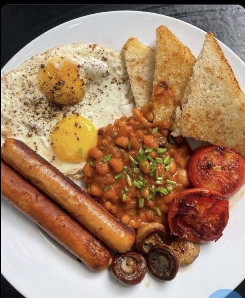 Elonpappy's tweet image. Be honest 

Would you eat this for breakfast 

A. Yes 
B. No