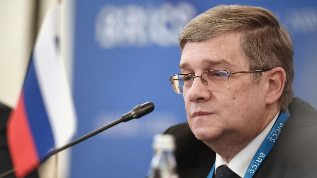 💬 Russia's Sous-Sherpa in BRICS Pavel #Knyazev:

#BRICS is not a geopolitical bloc directed against anyone

❗️ It is not “anti-West” but is genuinely “non-West”

The increasing interest in BRICS reflects a deep global demand for more inclusive, equal &amp; representative cooperation