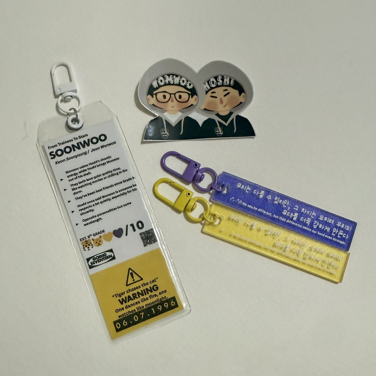 flori5hii_kwon's tweet photo. budols and freebies from #starsetrally 💜💛

~ can I just say na soaper ganda ng merch ni @binnieatelierr and soaper bait and generous niya 💕 deserve ng moreee love, support, and sales https://t.co/sPROdYSxPg