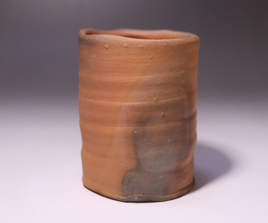 備前焼川口陶楽苑のHPに中村和樹先生の新作備前ビール呑をUPしました