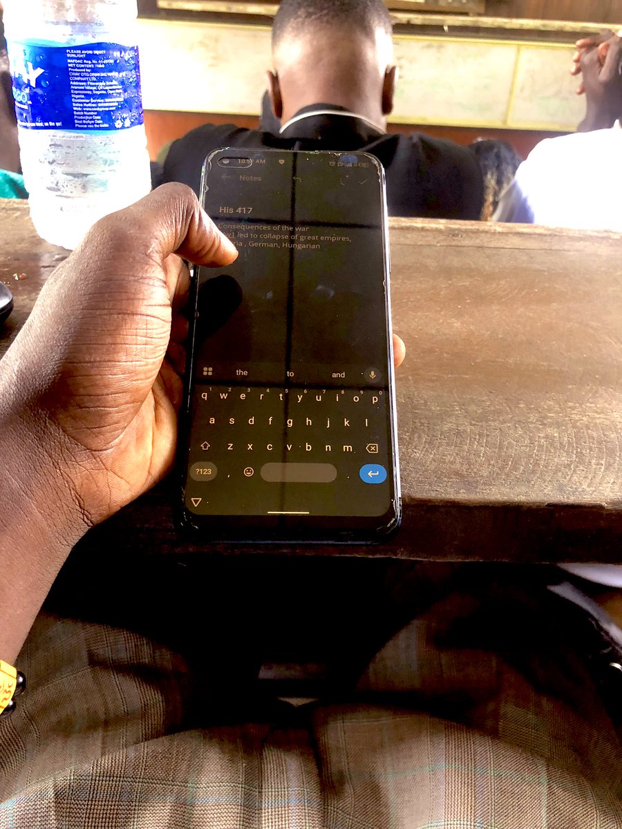 Jeff_Okhai's tweet image. First class of the week and my lecturer asked me a question and I didn’t know it😂😂