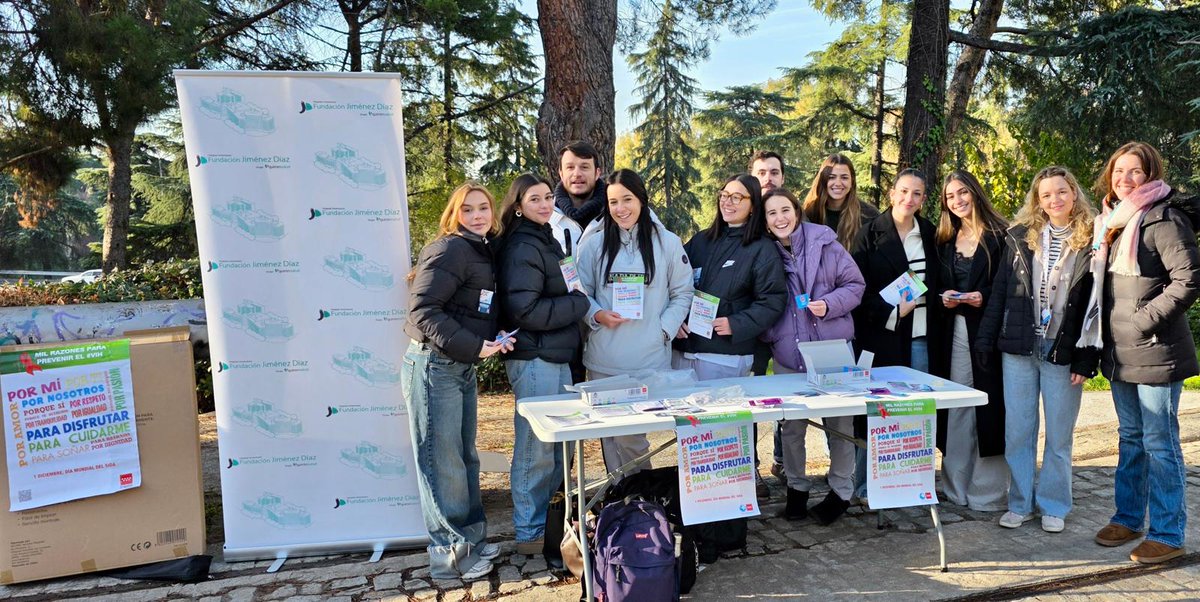 Por el #DíaMundialContraElSida, que se conmemora hoy, hemos instalado mesas informativas y de valoración de esta enfermedad en nuestra puerta principal, en nuestro Corner de Salud y en el Faro de Moncloa