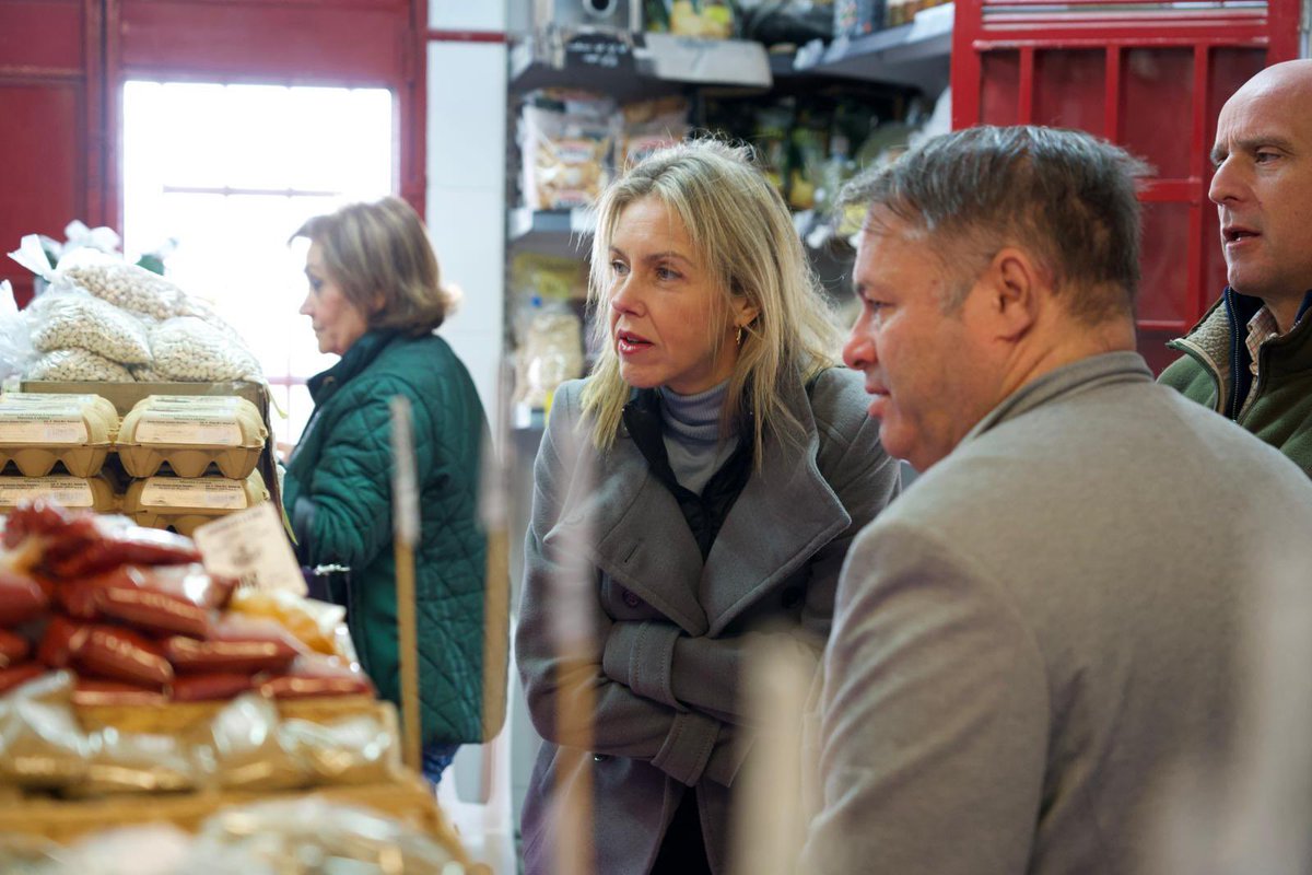 ‼️Visitamos el Tiro de Línea junto a nuestro coordinador <a href="/ferrerocamacho2/">Hernán Ferrero Camacho</a> para visitar las obras tendentes a evitar nuevas inundaciones y nos las encontramos paralizadas y a medio ejecutar. 

👉 Los vecinos y comerciantes están preocupados, con sensación de abandono y es lógico.