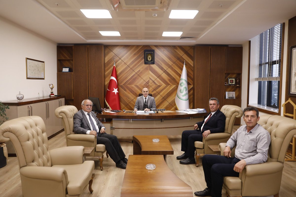 Devlet Su İşleri 21. Bölge Müdürümüz Birol Çınar'ı makamında ziyaret ettik.
İlçemizde yapımı tamamlanan ve planlanan projeler hakkında değerlendirmelerde bulunduk.
#Dsi